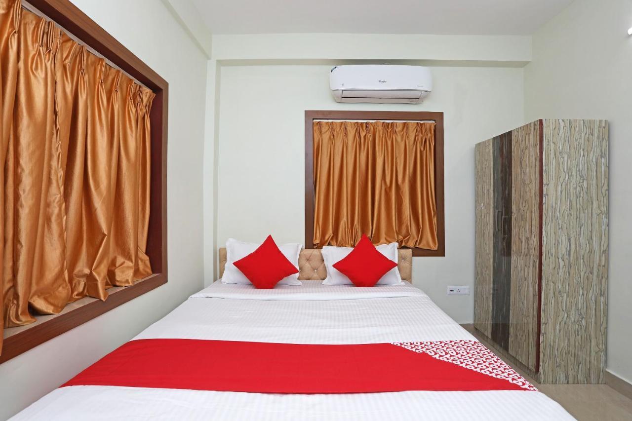 Hotel Oyo 17187 Urban Casa Kalkutta Exterior foto