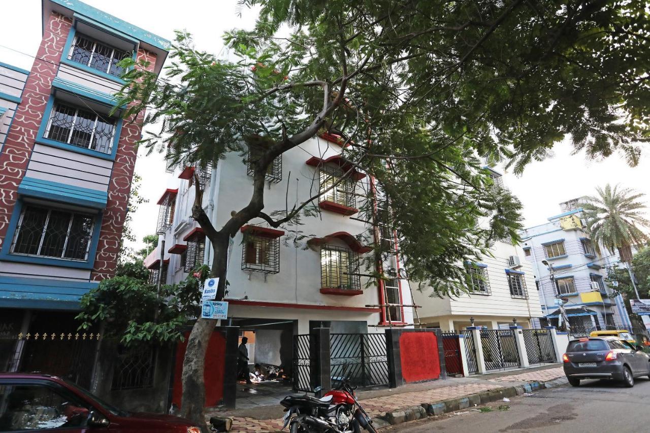 Hotel Oyo 17187 Urban Casa Kalkutta Exterior foto